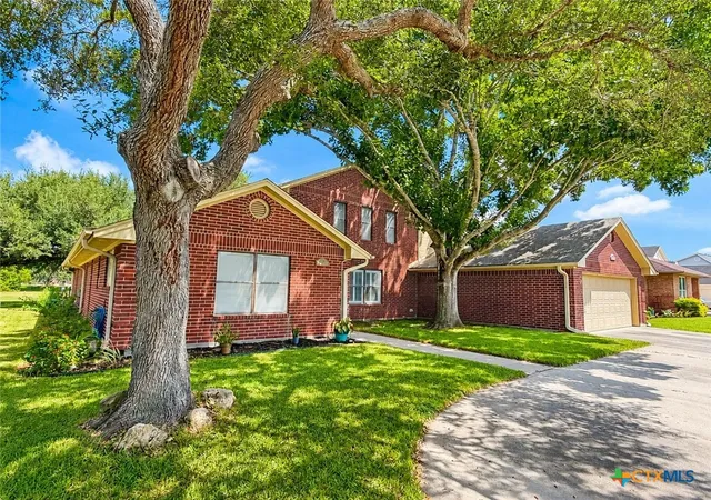 Photo 1 of Single family home for sale at 504 Colony Crk Dr, Victoria, TX 77904 | MLS# 618732 | Listing updated on 2026-08-01