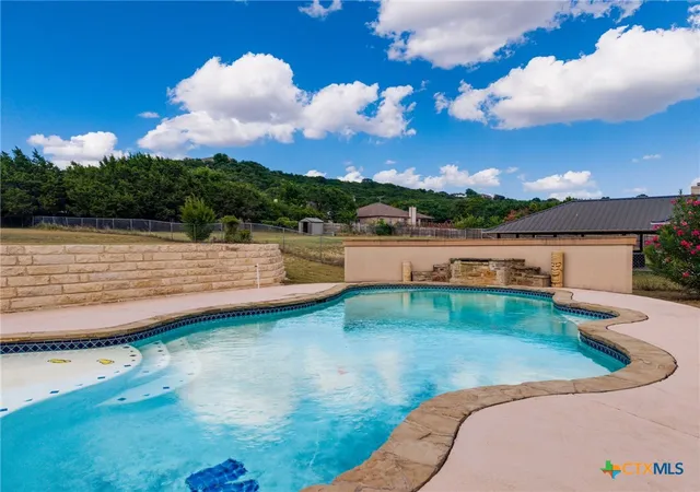 Homes for sale in Copperas Cove, TX | 812 Taylor Creek Rd, Copperas Cove, TX 76522 | MLS# 618862