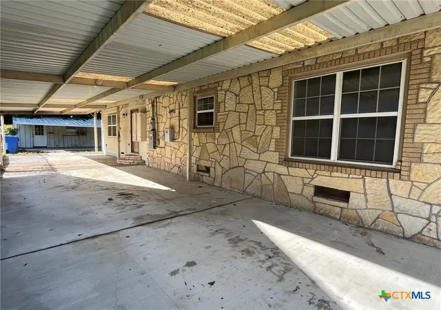 Homes for sale in San Saba, TX | 104 W Storey St, San Saba, TX 76877 | MLS# 618929