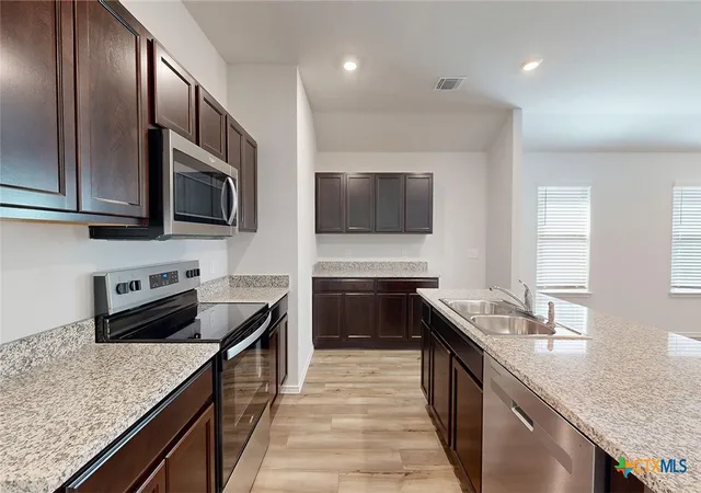 Photo 3 of Single family home for sale at 6810 Fread Dr, Killeen, TX 76549 | MLS# 618951 | Listing updated on 2026-07-07