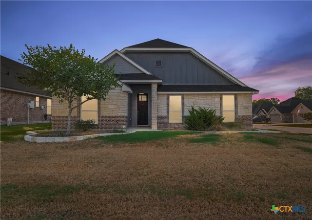 Photo 3 of Single family home for sale at 2737 Paisley Dr, Temple, TX 76502 | MLS# 619106 | Listing updated on 2026-09-27