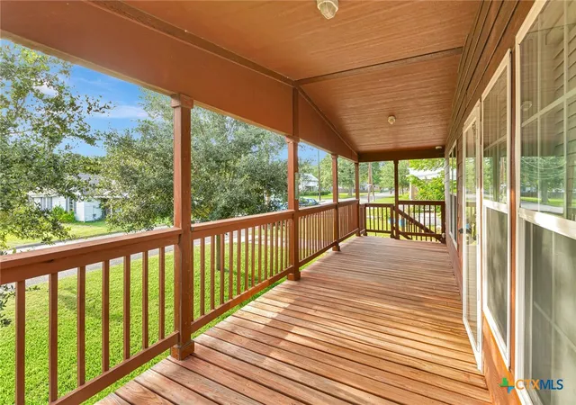 Homes for sale in Hallettsville, TX | 606 N Glendale St, Hallettsville, TX 77964 | MLS# 619071