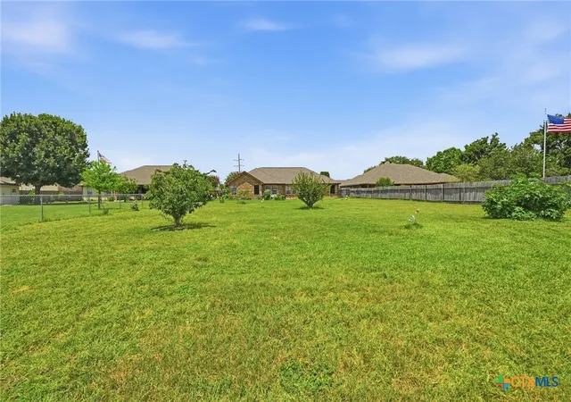 Homes for sale in Seguin, TX | 145 Castlewood Dr, Seguin, TX 78155 | MLS# 618354