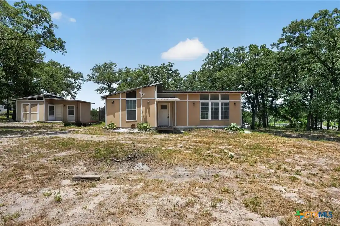 Single family home for sale at 922 Northwood Cir, Rockdale, TX 76567 | MLS# 619207