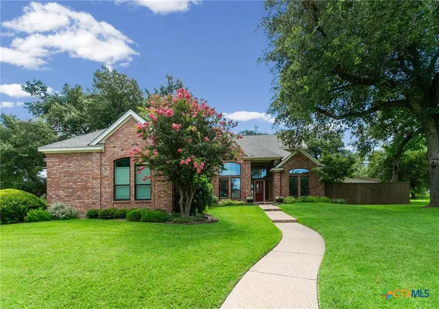 2nd image of 117 Twelve Oaks Dr, Temple, TX 76504 | MLS# 619156