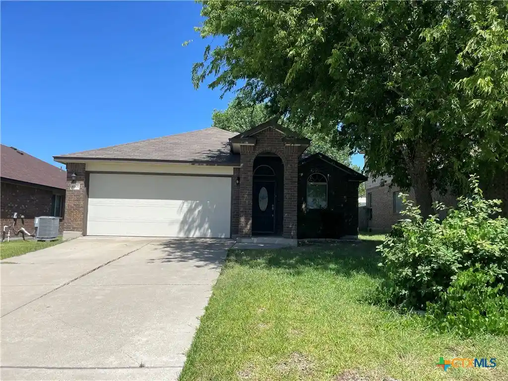Photo 1 of Sale Pending at 5901 Huntington Dr, Temple, TX 76502 | MLS# 617300 | Listing updated on 2026-10-28