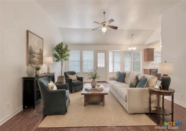 4th image of 902 Jasmine Trl, Georgetown, TX 78626 | MLS# 618764