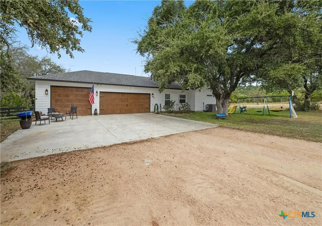 3rd image of 1090 County Road 334, Burnet, TX 78611 | MLS# 619199