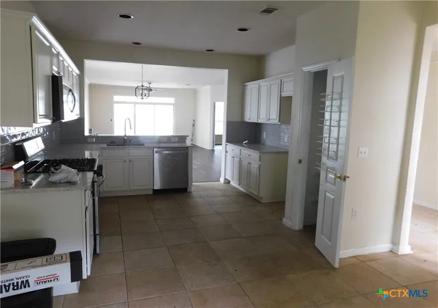 Photo 4 of Single family home for sale at 106 Keystone Cvs, Georgetown, TX 78633 | MLS# 619284 | Listing updated on 2026-07-10