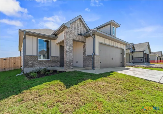2nd image of 502 University Ave, Troy, TX 76579 | MLS# 619351