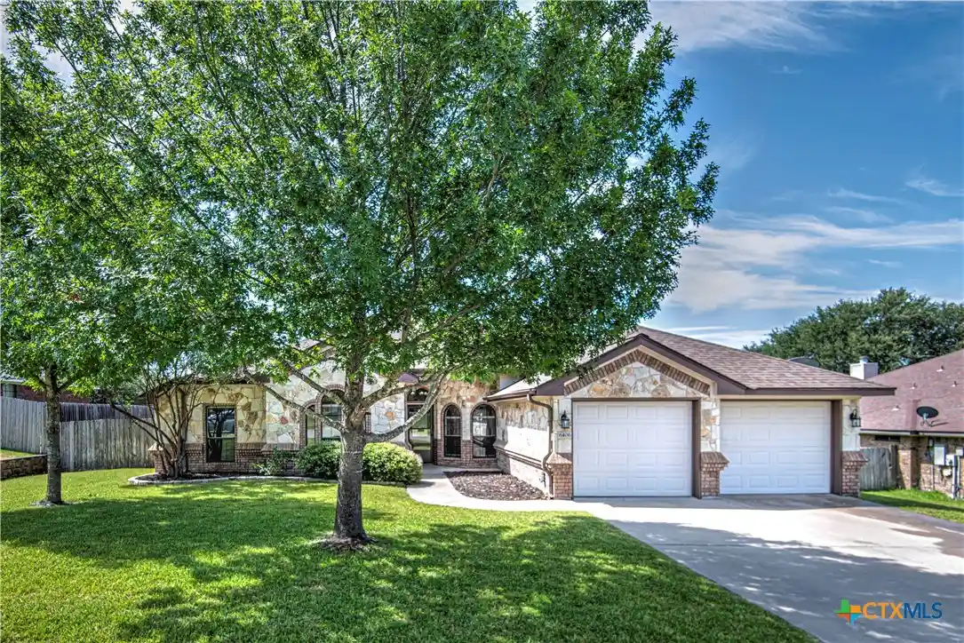 Photo 1 of Sale Pending at 6406 Titanium Dr, Killeen, TX 76542 | MLS# 619258 | Listing updated on 2026-10-09