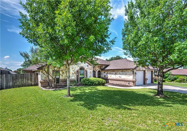 Photo 3 of Single family home for sale at 6406 Titanium Dr, Killeen, TX 76542 | MLS# 619258 | Listing updated on 2026-07-12