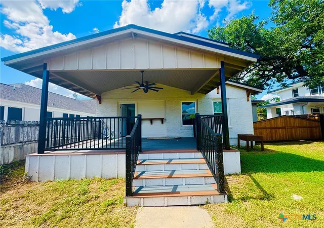 23rd image of 1012 E Main St, Gatesville, TX 76528 | MLS# 619263