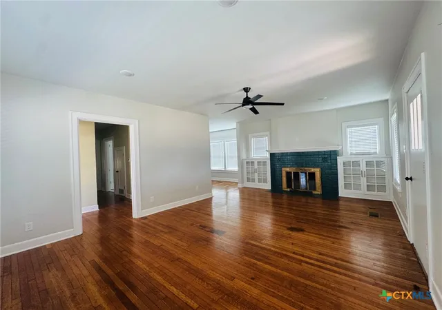 2nd image of 1012 E Main St, Gatesville, TX 76528 | MLS# 619263