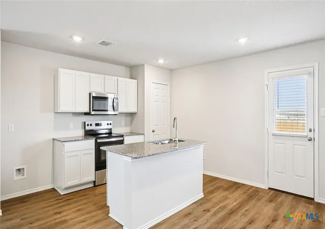 3rd image of 1142 Newey Cir, Temple, TX 76502 | MLS# 619391