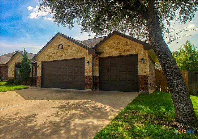19th image of 2033 Cork Oak Dr, Harker Heights, TX 76548 | MLS# 619393