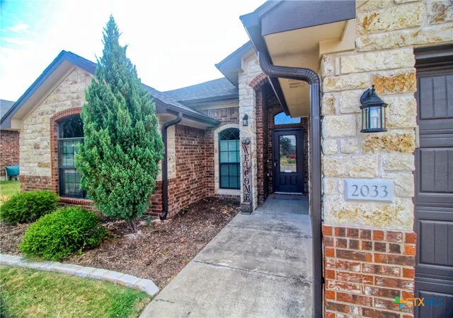 2nd image of 2033 Cork Oak Dr, Harker Heights, TX 76548 | MLS# 619393