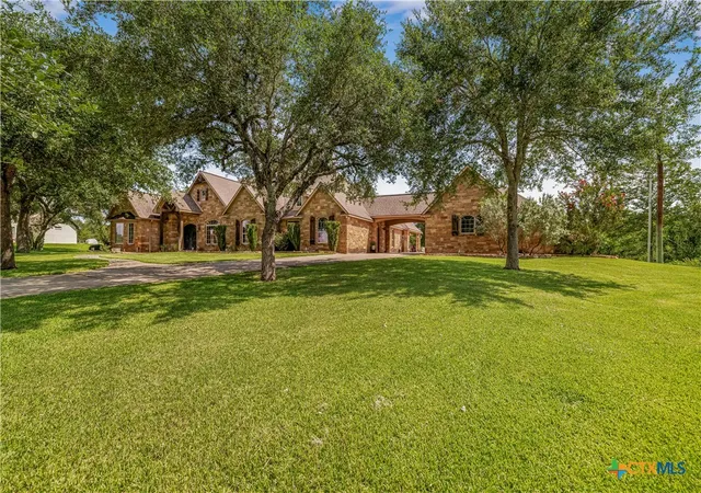 2nd image of 178 Juniper Trl, Yoakum, TX 77995 | MLS# 619388
