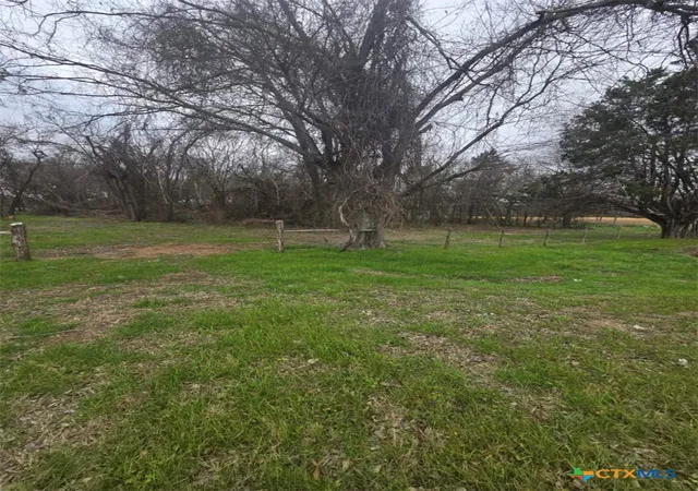 Land for sale at Tbd State Hwy 75, Fairfield, TX 75840 | MLS# 619461