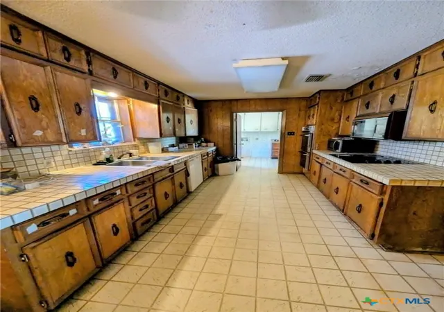 3rd image of 2512 River Oaks Dr, Belton, TX 76513 | MLS# 619182