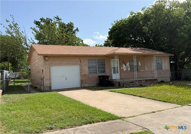 1st image of 111 W Vardeman Ave, Killeen, TX 76541 | MLS# 619402