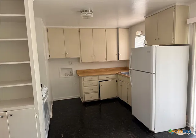4th image of 111 W Vardeman Ave, Killeen, TX 76541 | MLS# 619402