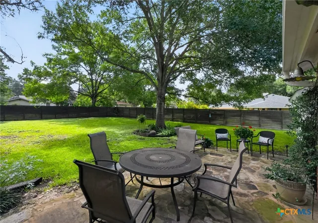 3rd image of 1622 Twin Island Dr, Lockhart, TX 78644 | MLS# 619516