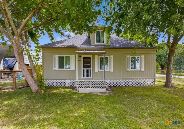 1st image of 502 W Houston Ave, Seadrift, TX 77983 | MLS# 617978