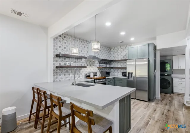 4th image of 502 W Houston Ave, Seadrift, TX 77983 | MLS# 617978