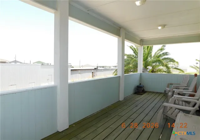 3rd image of 78 Port St, Port Lavaca, TX 77979 | MLS# 619508