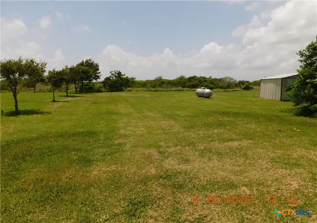 4th image of 78 Port St, Port Lavaca, TX 77979 | MLS# 619508