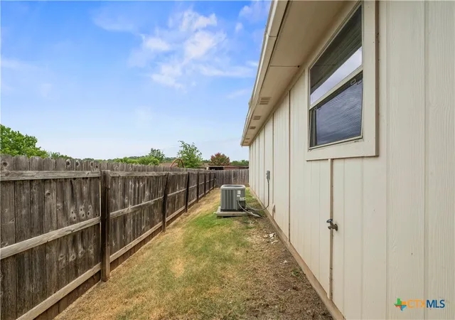2nd image of 1521 Aztec Trace, Harker Heights, TX 76548