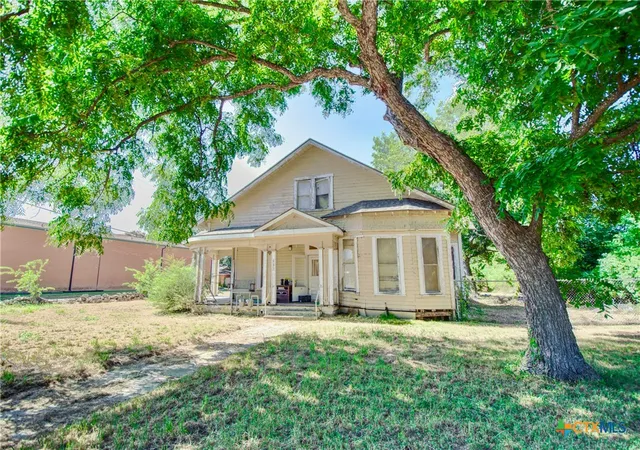 Photo 1 of Single family home for sale at 216 Fortune St, Marlin, TX 76661 | MLS# 619604 | Listing updated on 2026-07-14