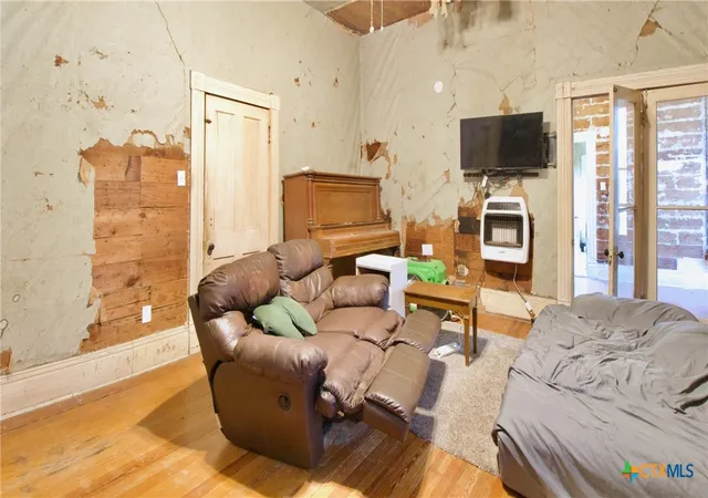 Photo 2 of Single family home for sale at 216 Fortune St, Marlin, TX 76661 | MLS# 619604 | Listing updated on 2026-07-14