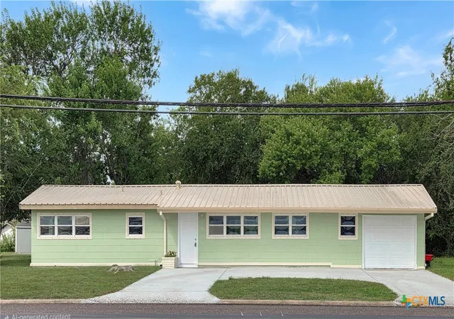 1st image of 1021 N Virginia St, Port Lavaca, TX 77979 | MLS# 619333
