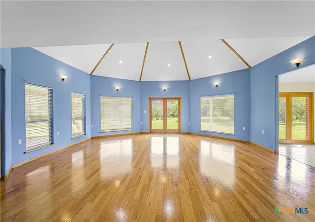 Photo 3 of Single family home for sale at 438 Westpark Ave, Victoria, TX 77905 | MLS# 619584 | Listing updated on 2026-07-15