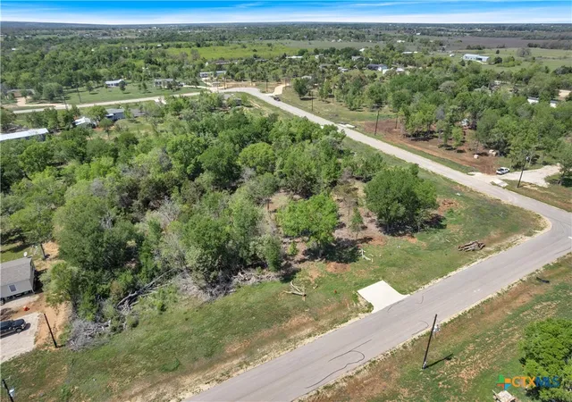4th image of 114 Empire St, Elgin, TX 78621 | MLS# 619578