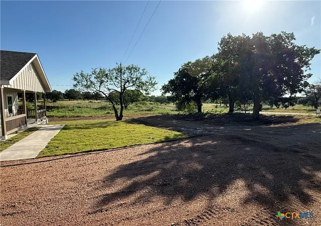 Photo 2 of Single family home for sale at 1882 County Rd 1154, Lampasas, TX 76550 | MLS# 619487 | Listing updated on 2026-07-31