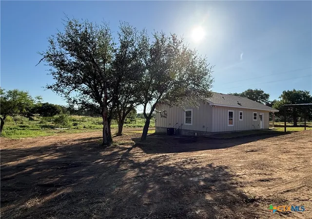 Photo 4 of Single family home for sale at 1882 County Rd 1154, Lampasas, TX 76550 | MLS# 619487 | Listing updated on 2026-07-31