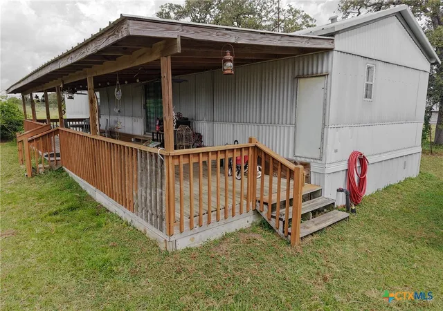 Photo 4 of Manufactured home for sale at 334 Johnson Farms Rd, Gonzales, TX 78629 | MLS# 619627 | Listing updated on 2026-07-25