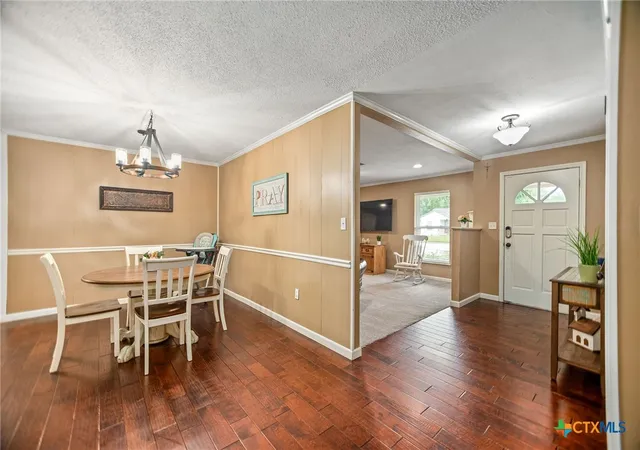 5th image of 305 W Division St, Edna, TX 77957 | MLS# 619716