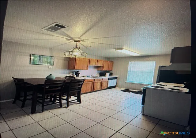 Photo 3 of House for sale at 1704 Benttree Dr, Killeen, TX 76543 | MLS# 619192 | Listing updated on 2026-07-15