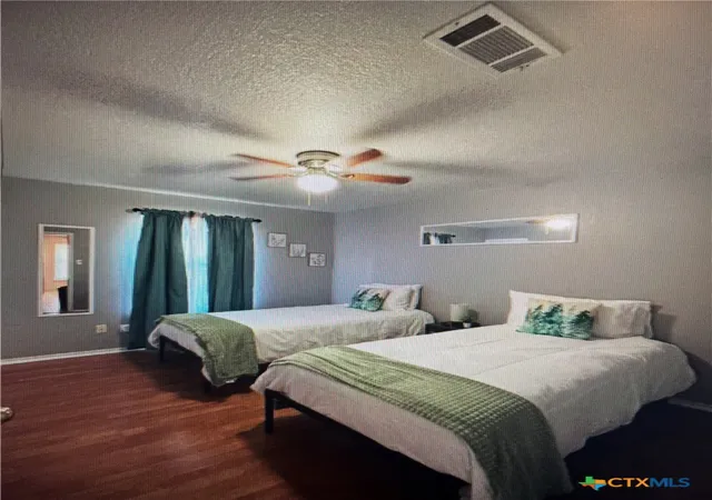 Listing Photo 2 - Condo for sale in building located at 1704 Benttree Dr, Killeen, TX 76543 - Unit #