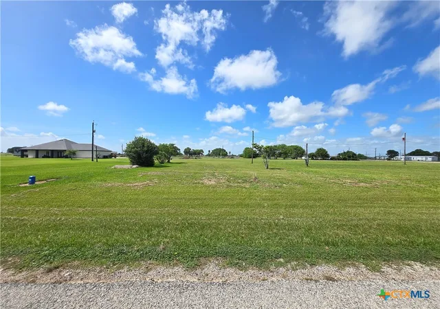 2nd image of Lot 1451 Curlew Dr, Palacios, TX 77465 | MLS# 619796