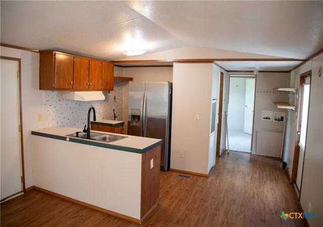 Photo 2 of Manufactured home for sale at 102 Harrison St, Victoria, TX 77904 | MLS# 619805 | Listing updated on 2026-07-24