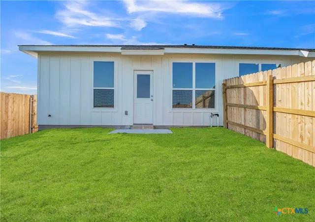 2nd image of 635 Pacific Crest Trl, Copperas Cove, TX 76522 | MLS# 619337