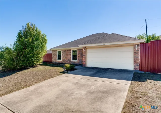 Photo 1 of Single family home for sale at 2607 Curtis Dr, Copperas Cove, TX 76522 | MLS# 619848 | Listing updated on 2026-10-07
