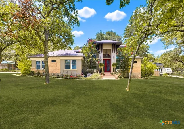 1st image of 300 Cibolo Ridge Dr, La Vernia, TX 78121 | MLS# 619907