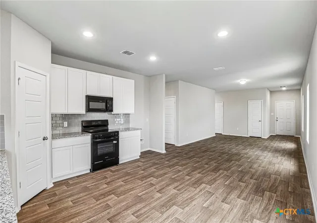 Photo 4 of Single family home for sale at 2451 Rambo Dr, San Antonio, TX 78224 | MLS# 619944 | Listing updated on 2026-09-22
