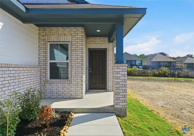 Photo 3 of Single family home for sale at 2326 Croaker Crk, San Antonio, TX 78245 | MLS# 619959 | Listing updated on 2026-10-07